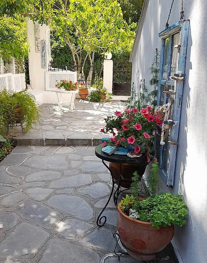 Holiday home Little Paradise In Siviri